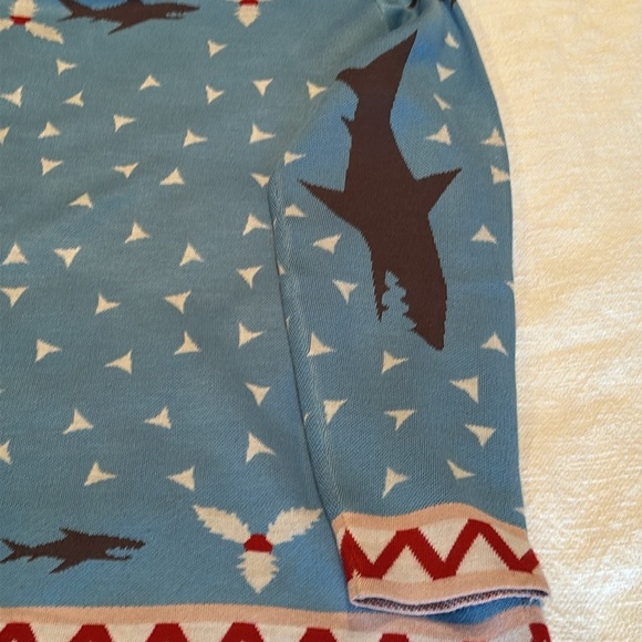 MEN’s XXL ugly Christmas sweater (worn one time) Santa vs Shark - Picture 5 of 8